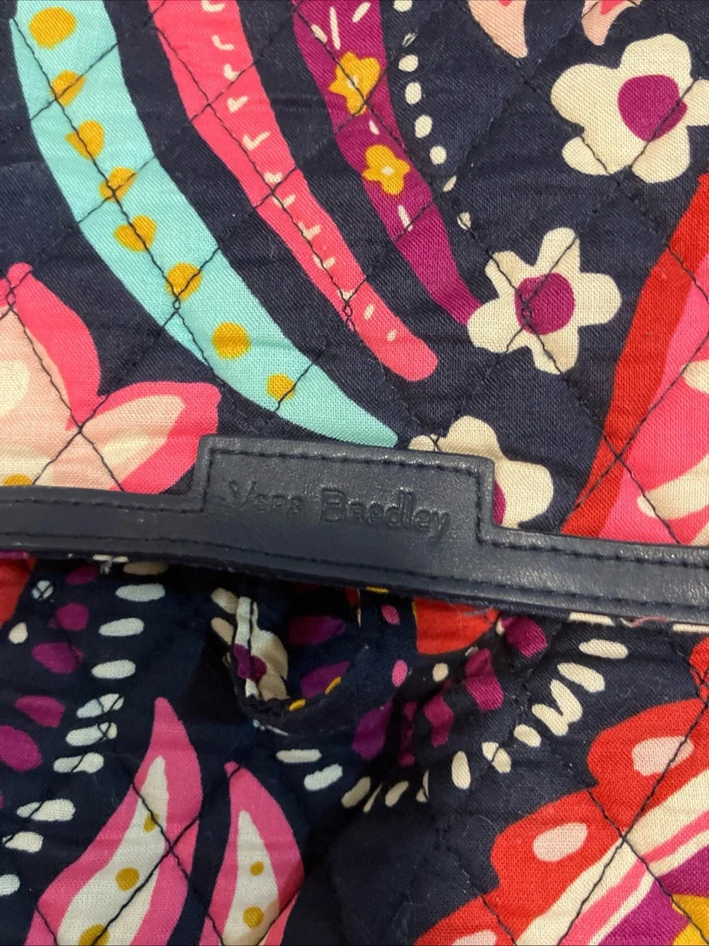 Vera Bradley quilted shoulder